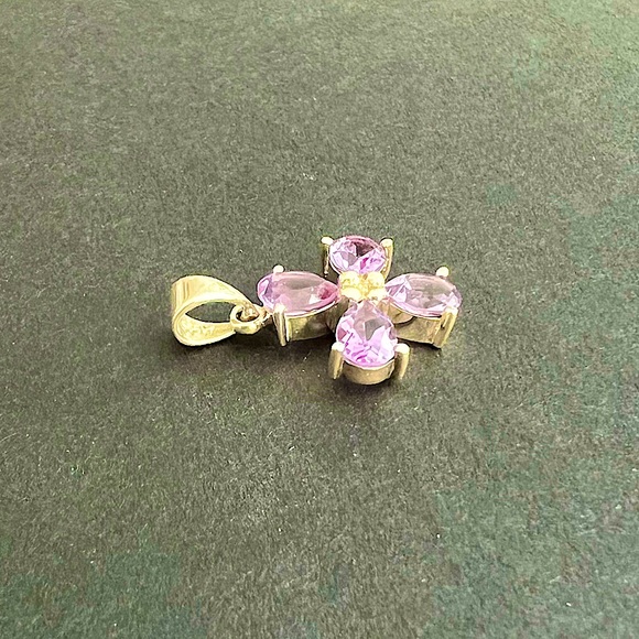 Sterling Silver Amethyst Flower Pendant (Chain Not Included) - Picture 3 of 5